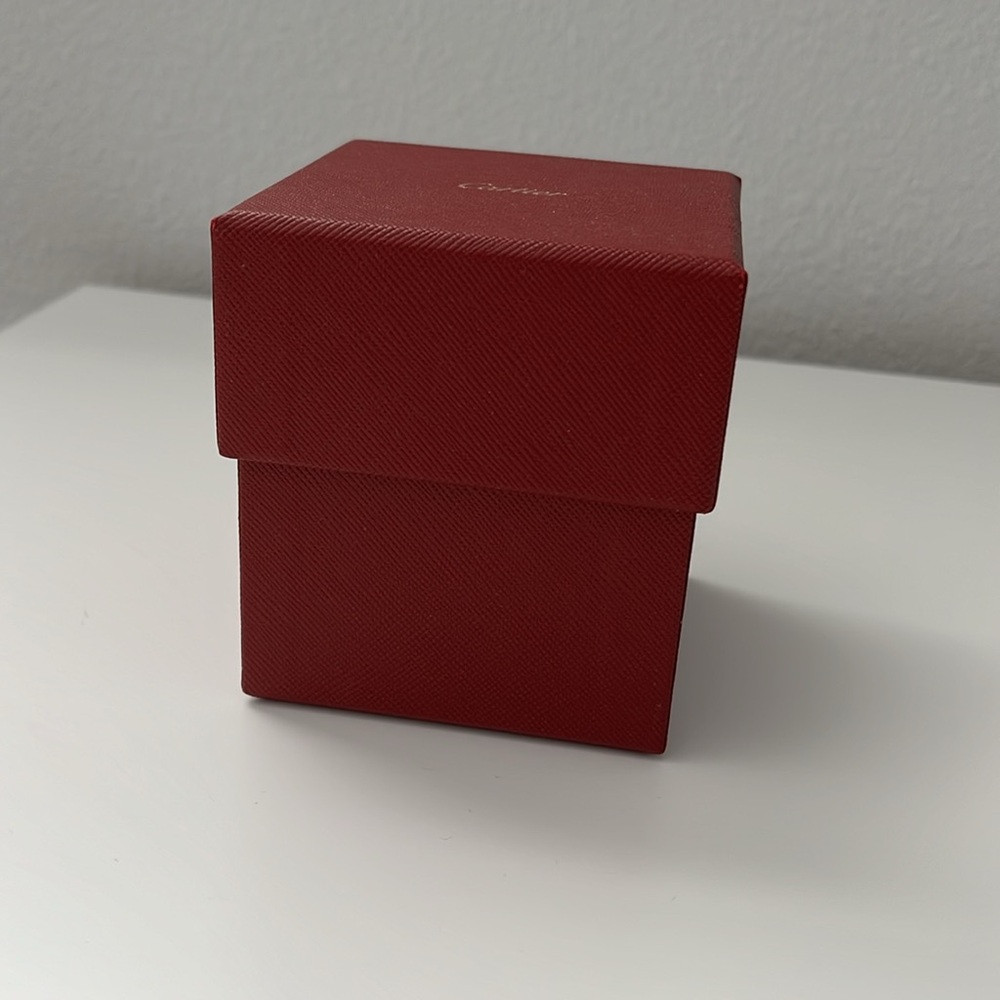 Authentic Cartier Gift Box - Picture 2 of 8